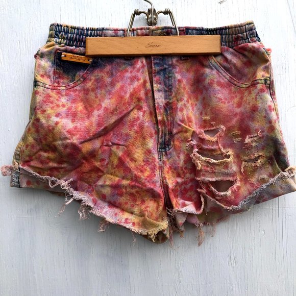 Ate 11 hand colored one of a kind shorts - Picture 1 of 8